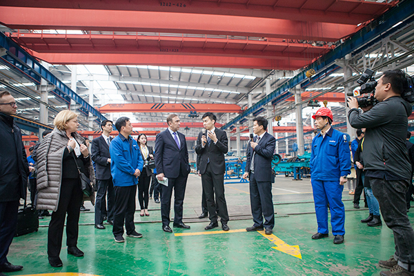 波兰代表团为山河智能创新发展点赞