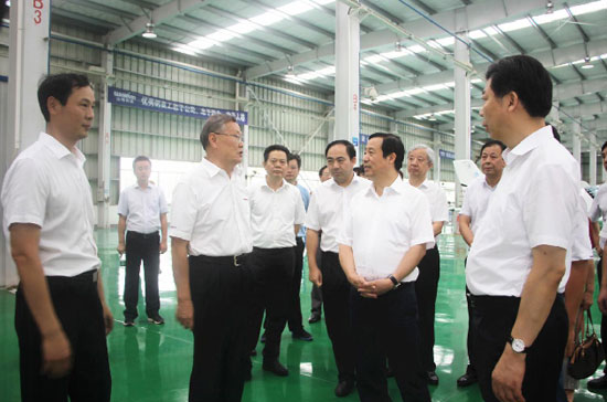 达哲省长调研山河科技：要抓住通航发展的机遇