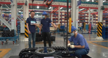 山河智能打造线上微挖盛宴，十万用户围观