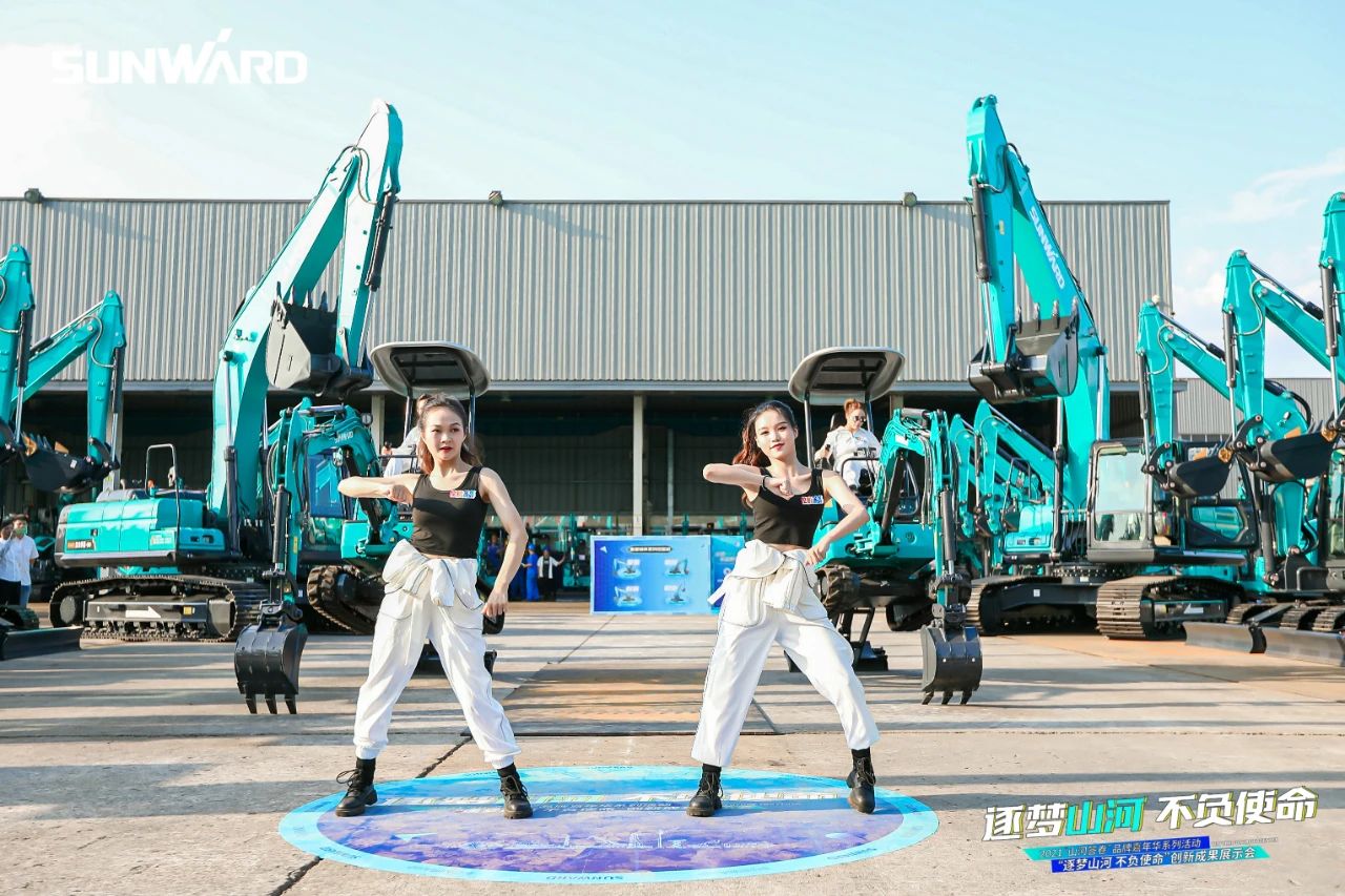 逛展超热闹！山河智能成果展示会高能名场面来袭