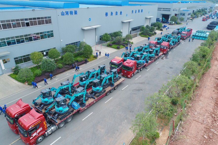 助力祖国西南地区建设！山河智能国内首批SWE60UF无尾挖掘机批量交付