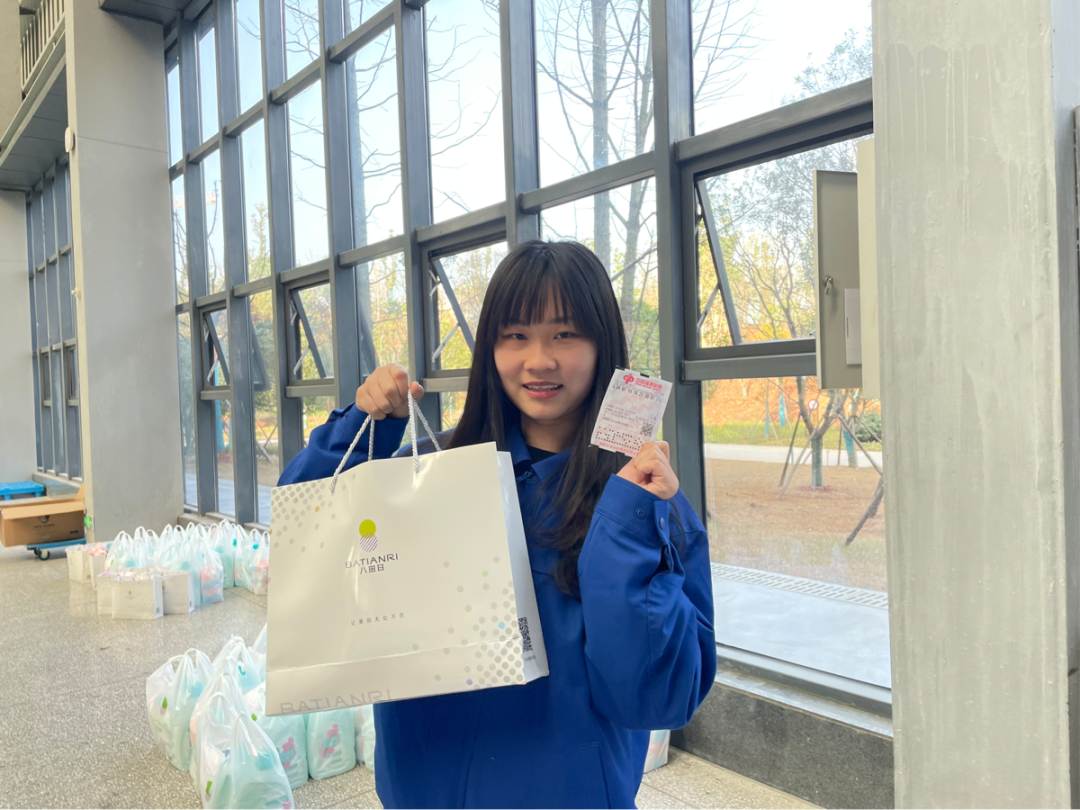 福利多多！山河智能开展系列活动宠“女神”