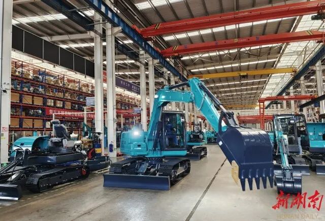 湖南日报 | 坚持创新驱动，山河智能助力打造国家重要先进制造业高地