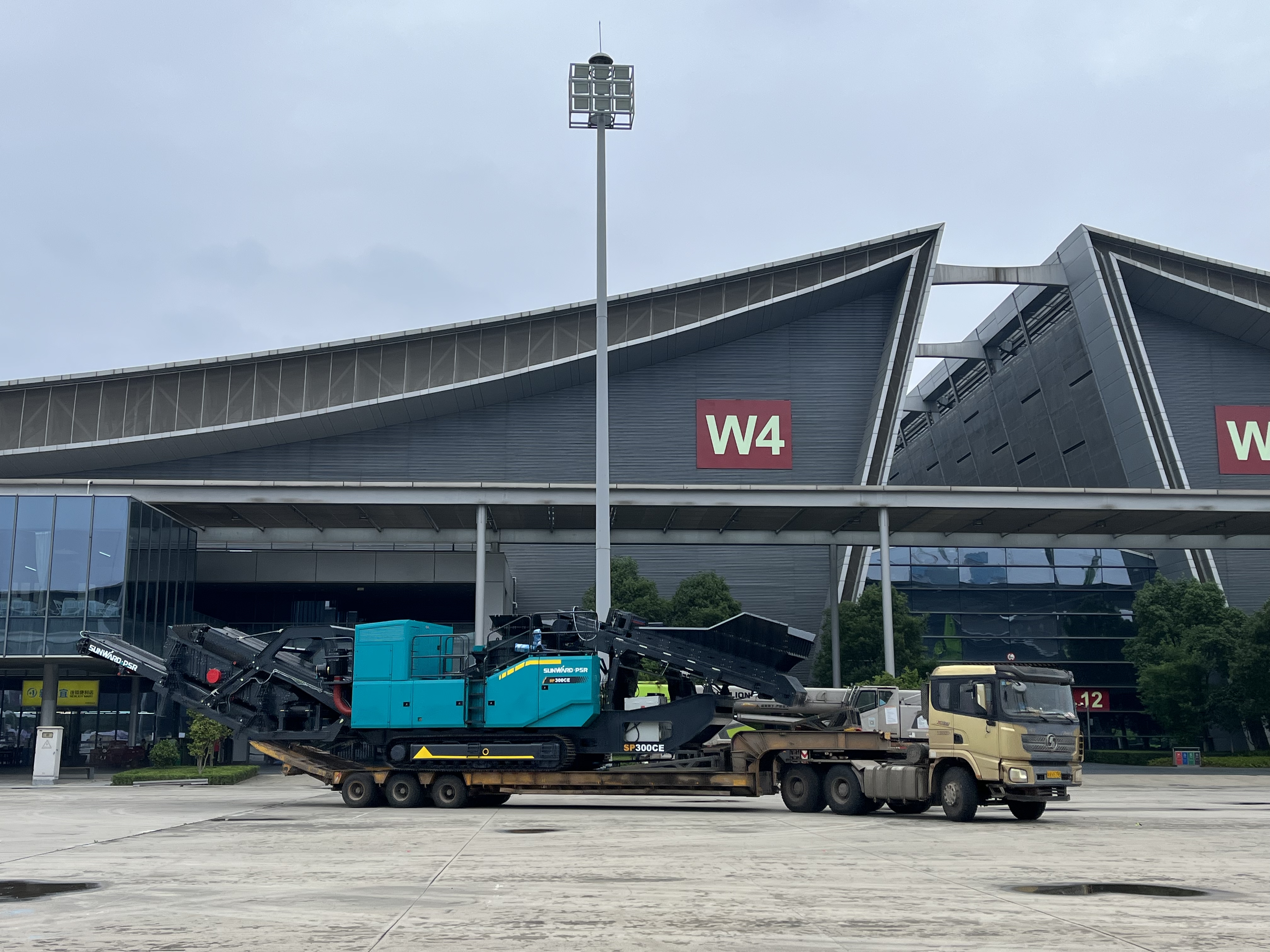 2023 CICEE | 进场布展！倒计时3天，山河智能亮点剧透来了