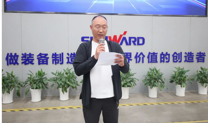 助力“双碳”、绿动未来！山河智能增程式电动旋挖钻机、液压混合动力旋挖钻机齐交付