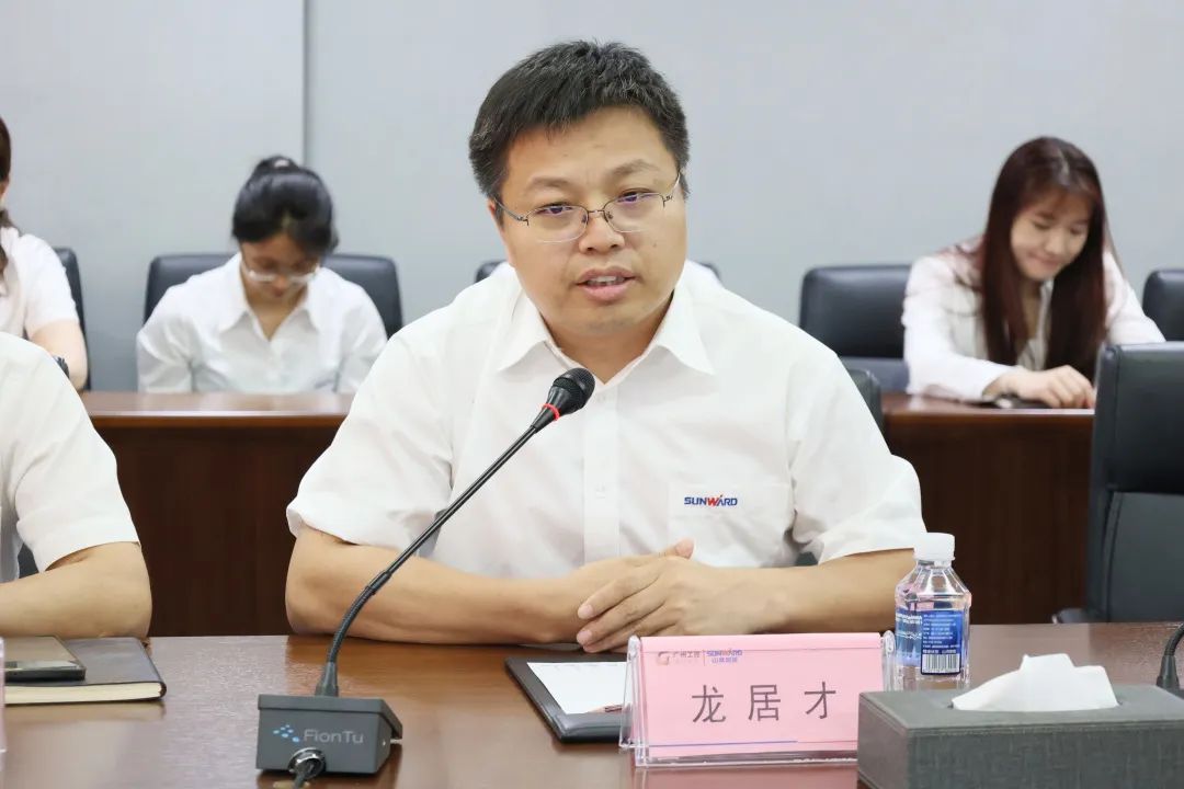 携手开启绿色转型之路！山河智能&南京盖百氏增程式电动旋挖钻机签约仪式成功举办